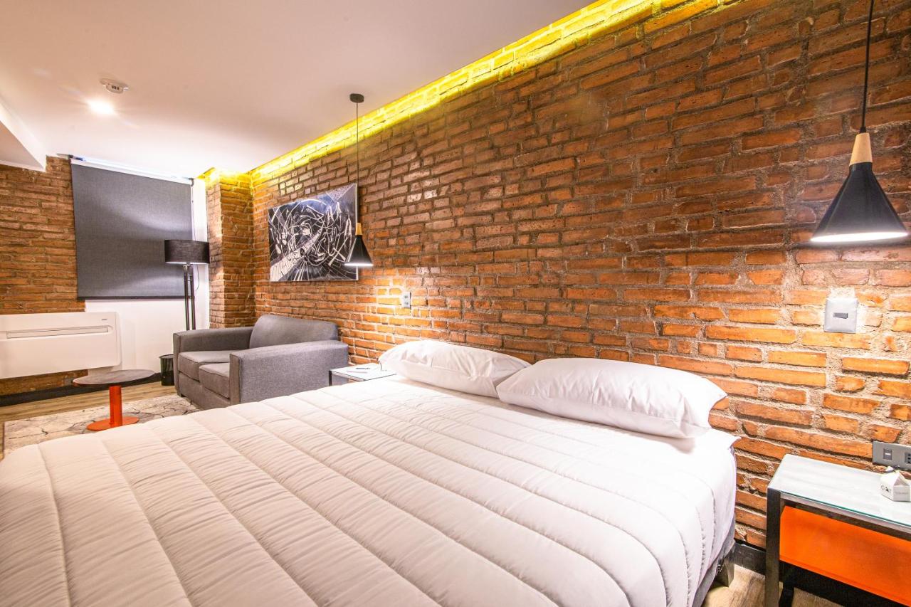 Hostal Boutique Black Cat 