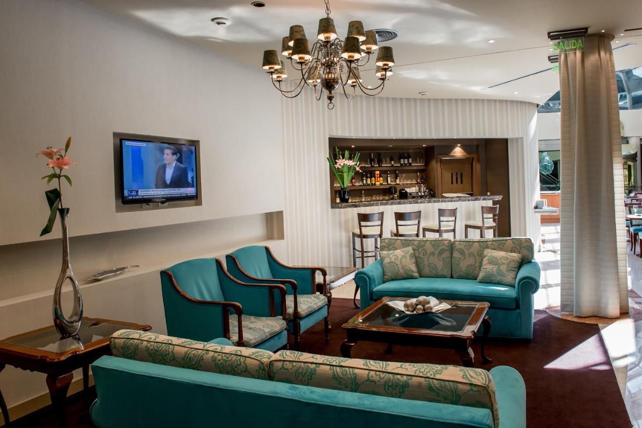 Howard Johnson Plaza Buenos Aires Florida Street by Wyndham.